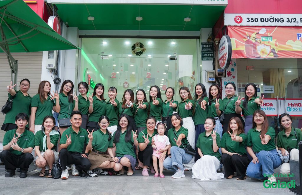 Đoàn khách Life Group khám phá Hồ Tràm 2025