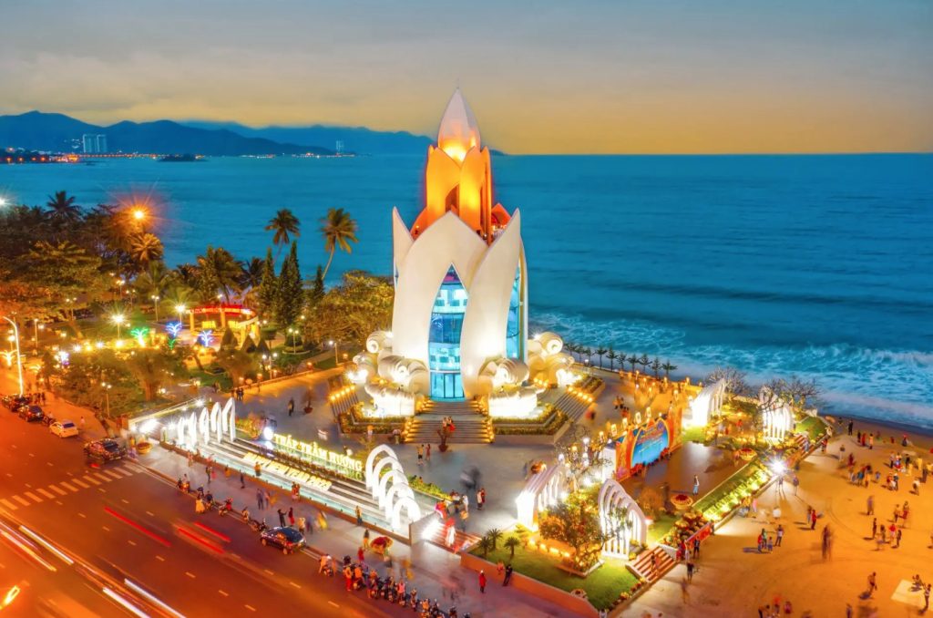 tháp trầm hương nha trang