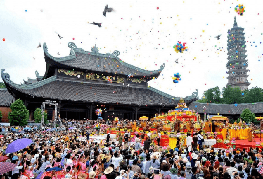 Lễ hội Chùa Hương hàng năm (Nguồn: Internet)